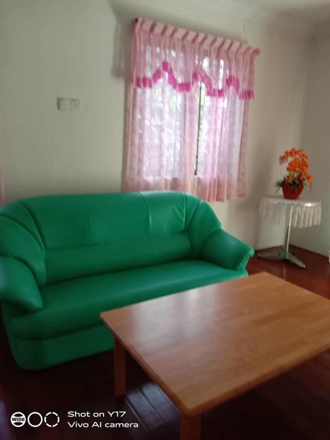 Opro S&S Homestay Pagoh Malay Only 무아르 외부 사진